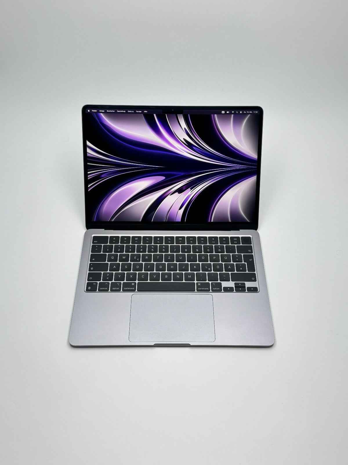 Apple MacBook Air 13,6 Zoll | M2 CPU | 2022 | 256 GB SSD | 8 GB RAM | Space Grau D&S Resell GbR