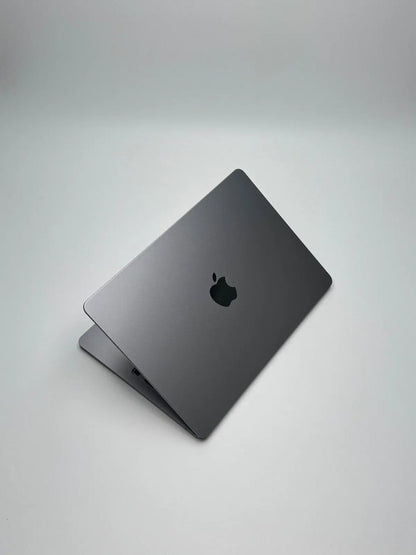 Apple MacBook Air 13,6 Zoll | M2 CPU | 2022 | 256 GB SSD | 8 GB RAM | Space Grau D&S Resell GbR