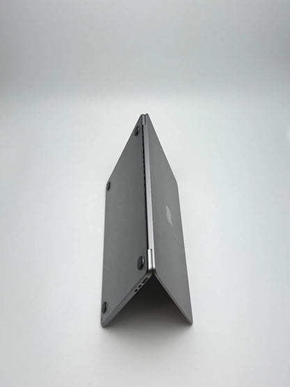 Apple MacBook Air 13,6 Zoll | M2 CPU | 2022 | 256 GB SSD | 8 GB RAM | Space Grau D&S Resell GbR