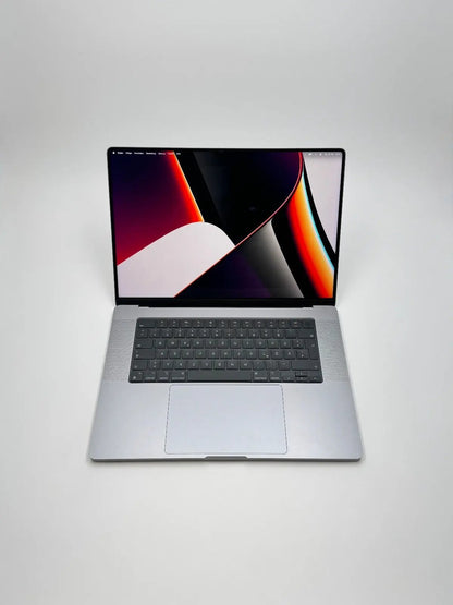 Apple MacBook Pro 16,2 Zoll | M1 CPU | 2021 | 512 GB SSD | 16 GB RAM | Space Grau D&S Resell GbR