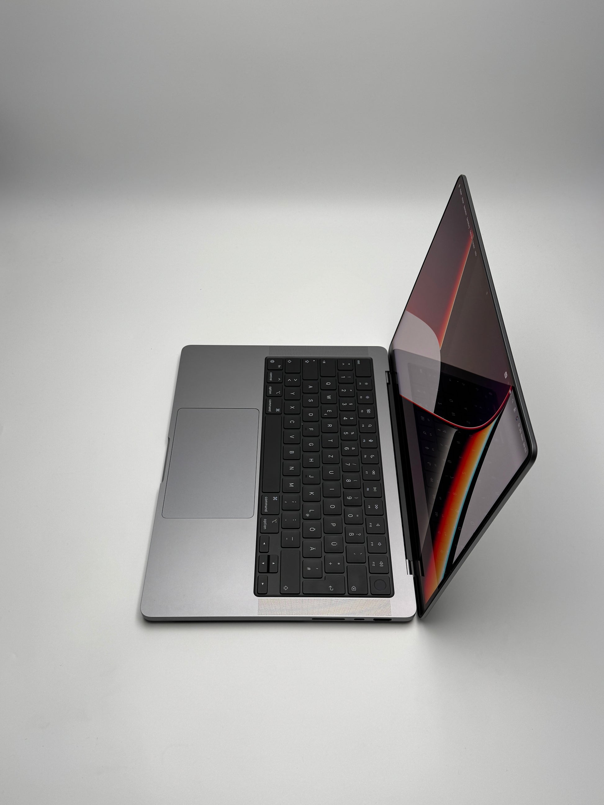 Apple MacBook Pro 14,2 Zoll | M1 Pro | 2021 | 512 GB SSD | 16 GB RAM | Space Grau D&S Resell GbR