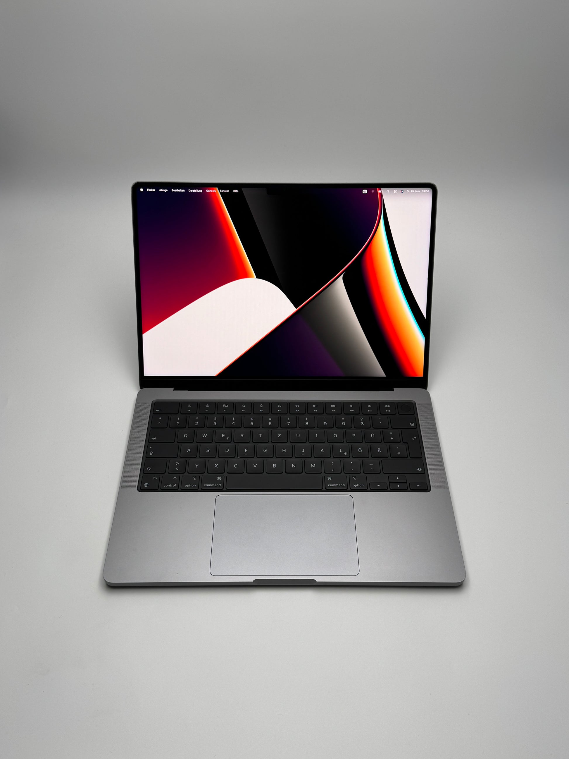 Apple MacBook Pro 14,2 Zoll | M1 Pro | 2021 | 512 GB SSD | 16 GB RAM | Space Grau D&S Resell GbR