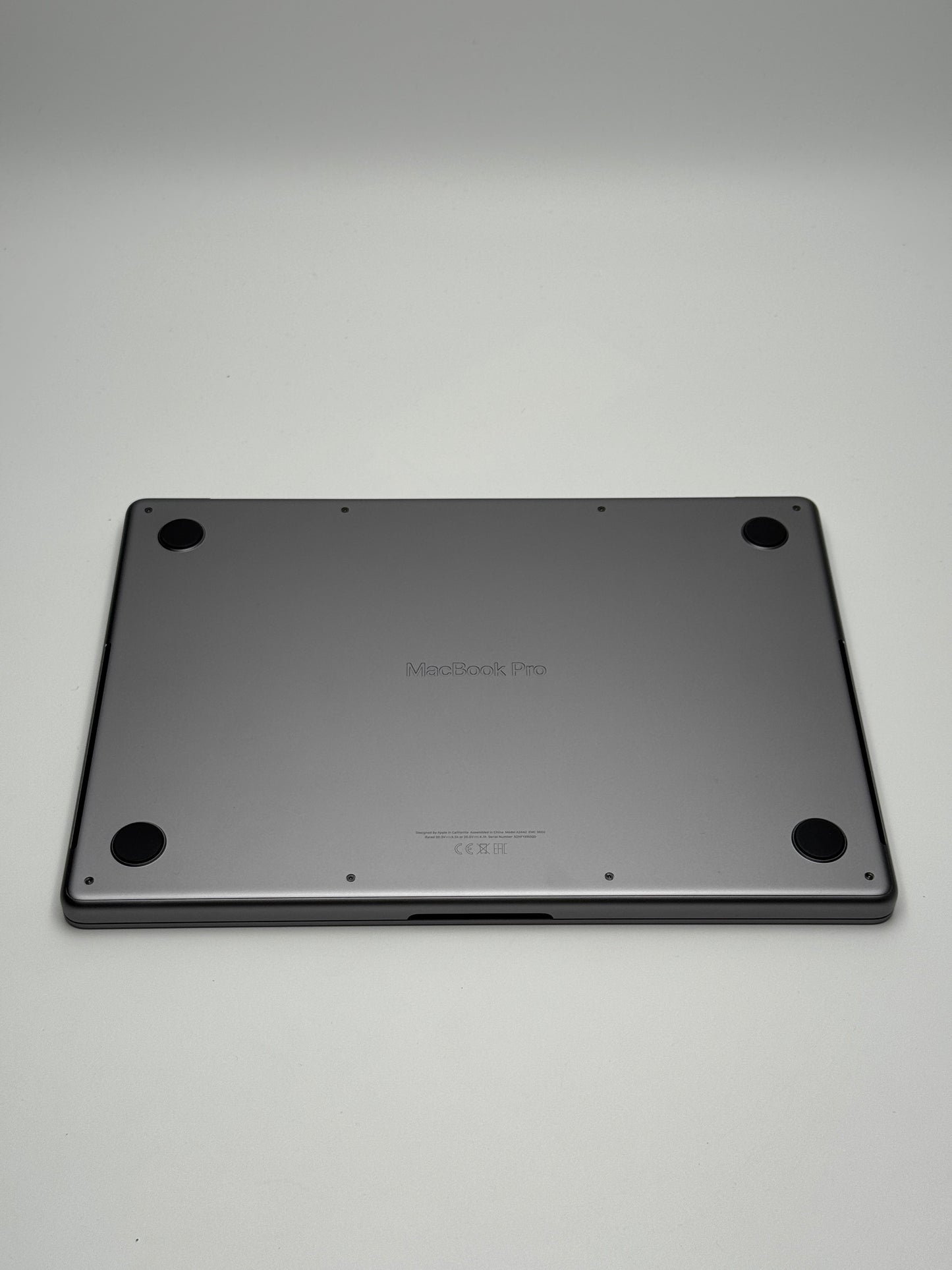 Apple MacBook Pro 14,2 Zoll | M1 Pro | 2021 | 512 GB SSD | 16 GB RAM | Space Grau D&S Resell GbR