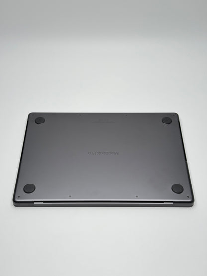 Apple MacBook Pro 14 Zoll | M3 Pro | 2023 | 512 GB SSD | 18 GB RAM | Space Schwarz D&S Resell GbR