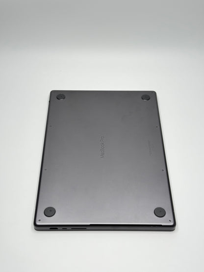 Apple MacBook Pro 16 Zoll | M3 Pro | 2023 | 1 TB SSD | 18 GB RAM | Space Schwarz