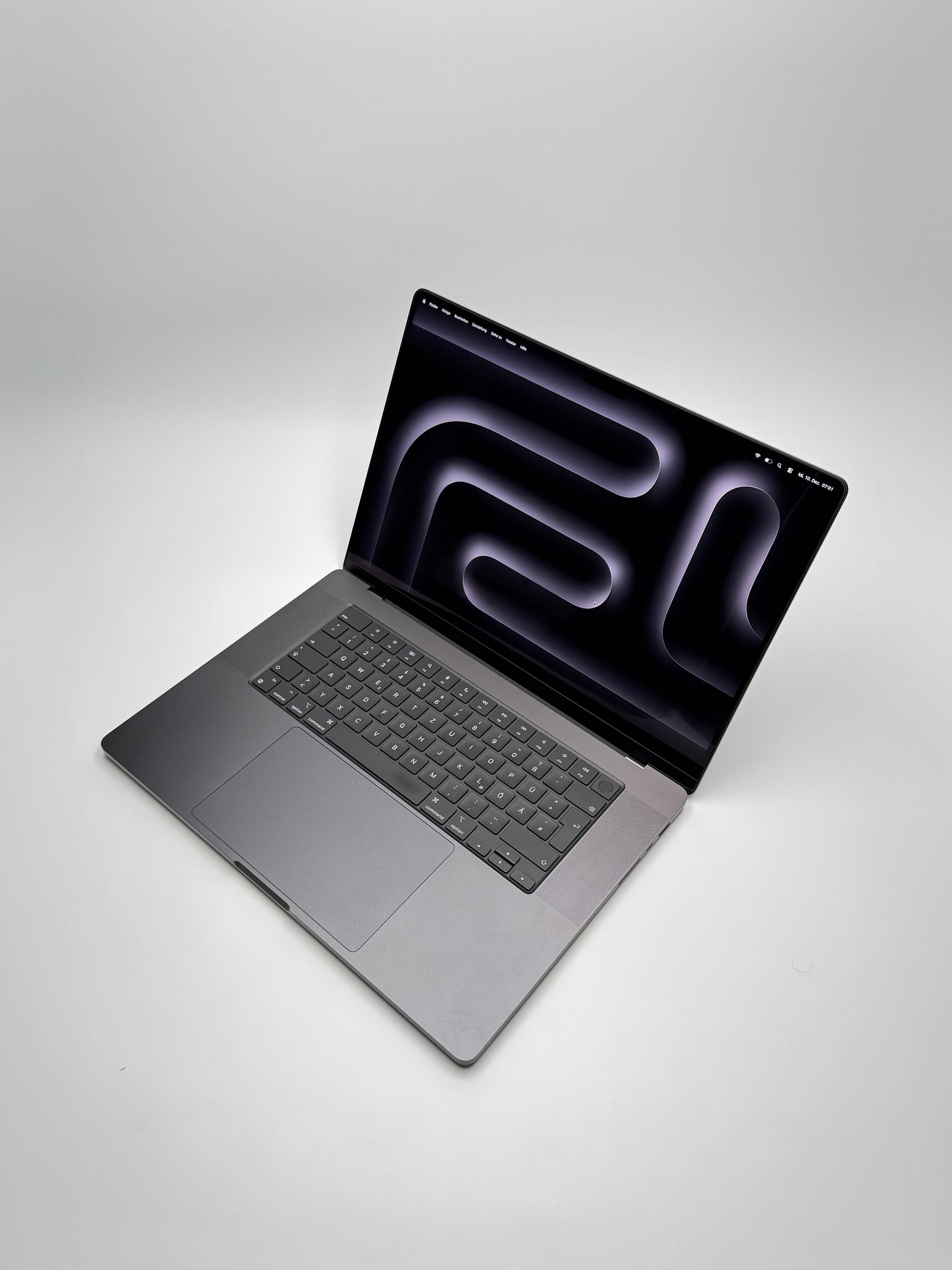 Apple MacBook Pro 16 Zoll | M3 Pro | 2023 | 1 TB SSD | 18 GB RAM | Space Schwarz