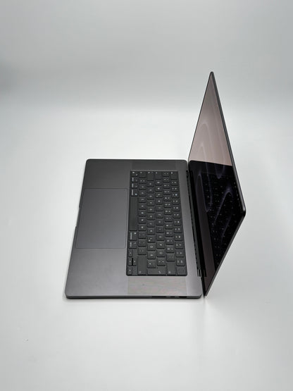 Apple MacBook Pro 16 Zoll | M3 Pro | 2023 | 1 TB SSD | 18 GB RAM | Space Schwarz