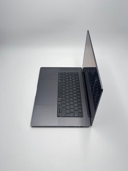 Apple MacBook Pro 16 Zoll | M3 Pro | 2023 | 1 TB SSD | 18 GB RAM | Space Schwarz