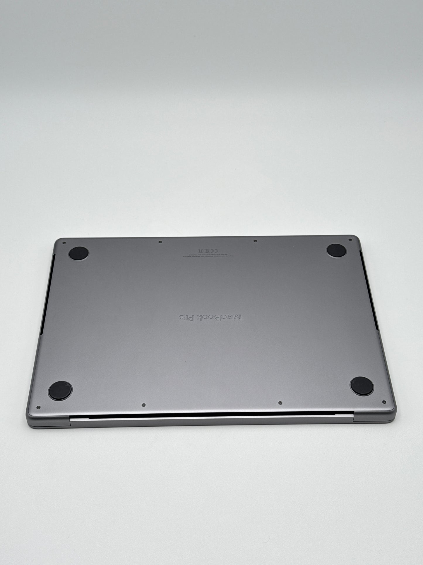 Apple MacBook Pro 14,2 Zoll | M2 Pro | 2023 | 512GB SSD | 16GB RAM | Space Grau D&S Resell GbR