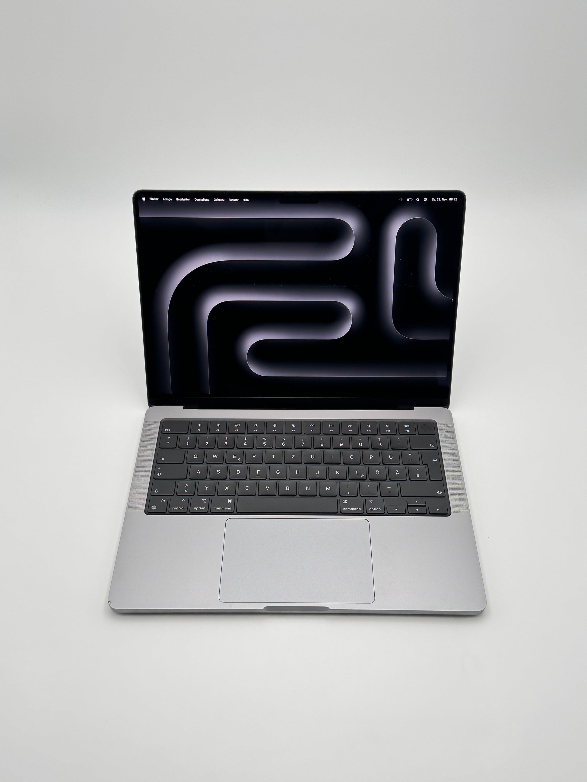 Apple MacBook Pro 14 Zoll | M3 | 2023 | 512 GB SSD | 8 GB RAM | Space Grau D&S Resell GbR