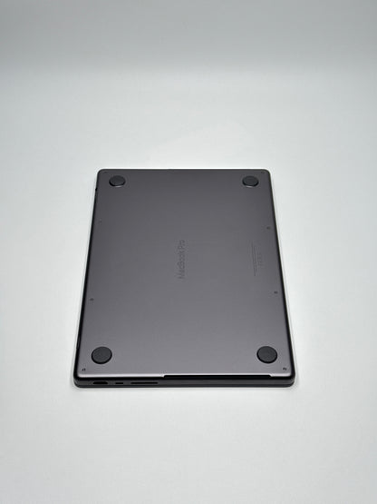 Apple MacBook Pro 14 Zoll | M3 Pro | 2023 | 1 TB SSD | 18 GB RAM | Space Schwarz