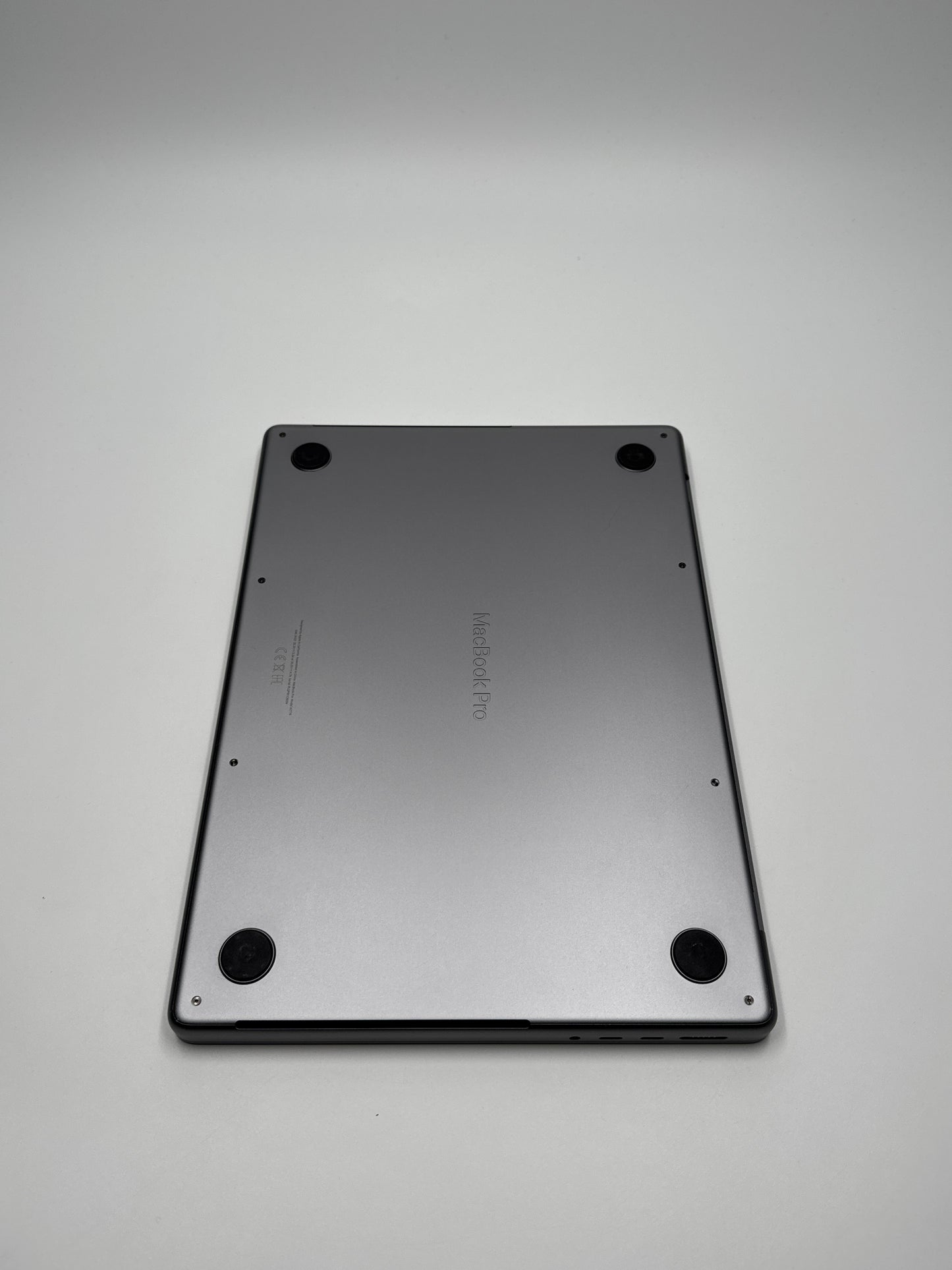 Apple MacBook Pro 14 Zoll | M2 Max | 2023 | 1 TB SSD | 64 GB RAM | Space Grau