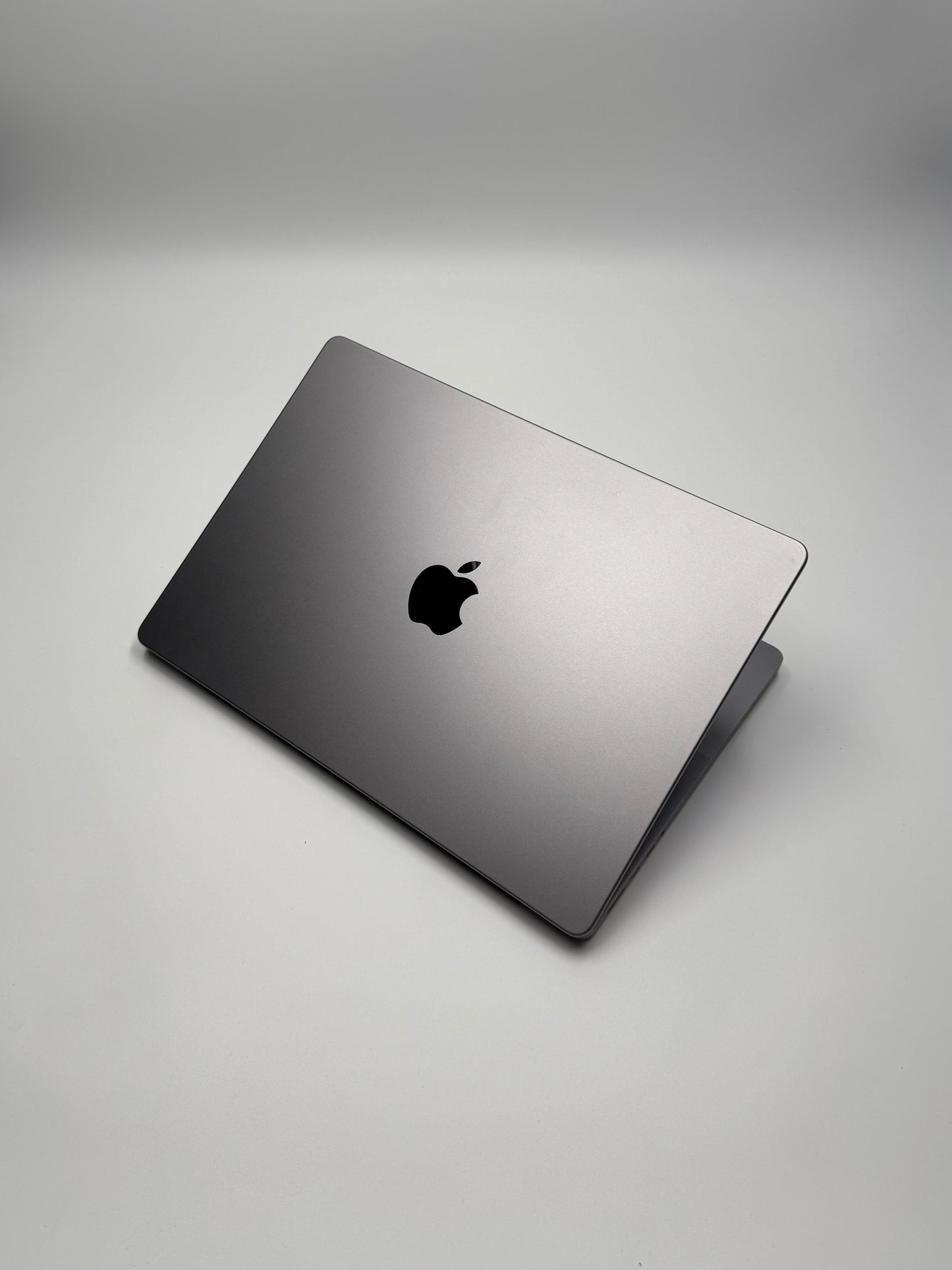 Apple MacBook Pro 14 Zoll | M2 Max | 2023 | 1 TB SSD | 64 GB RAM | Space Grau