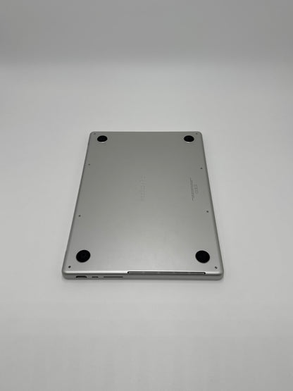 Apple MacBook Pro 14 Zoll | M3 Pro | 2023 | 1 TB SSD | 18 GB RAM | Silber