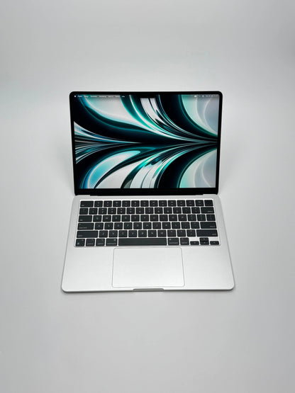 Apple MacBook Air 13,6 Zoll | M2 CPU | 2022 | 256 GB SSD | 8 GB RAM | Silber - D&S Resell GbR