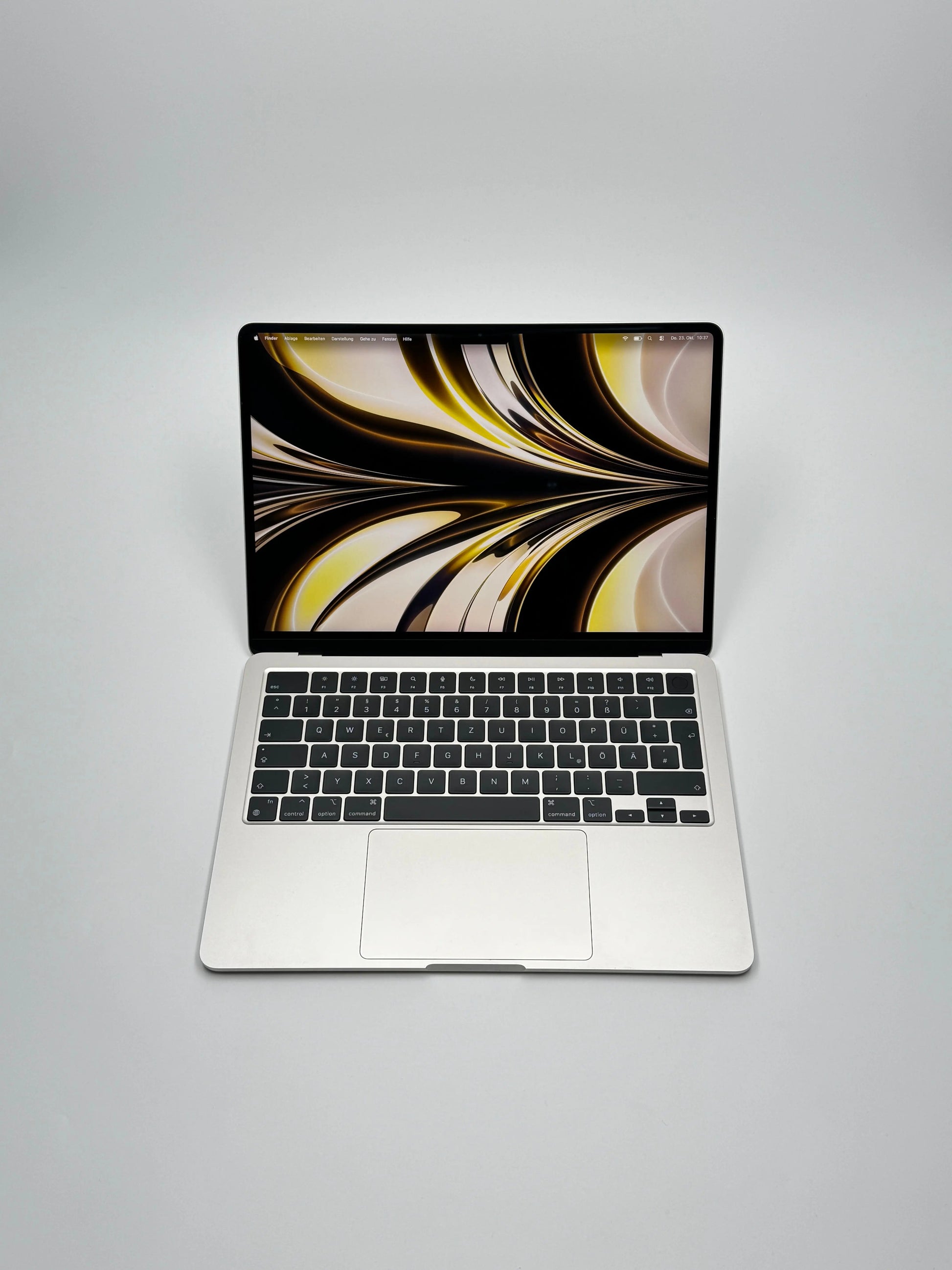 Apple MacBook Air 13,6 Zoll | M2 CPU | 2022 | 512 GB SSD | 8 GB RAM | Polarstern D&S Resell GbR
