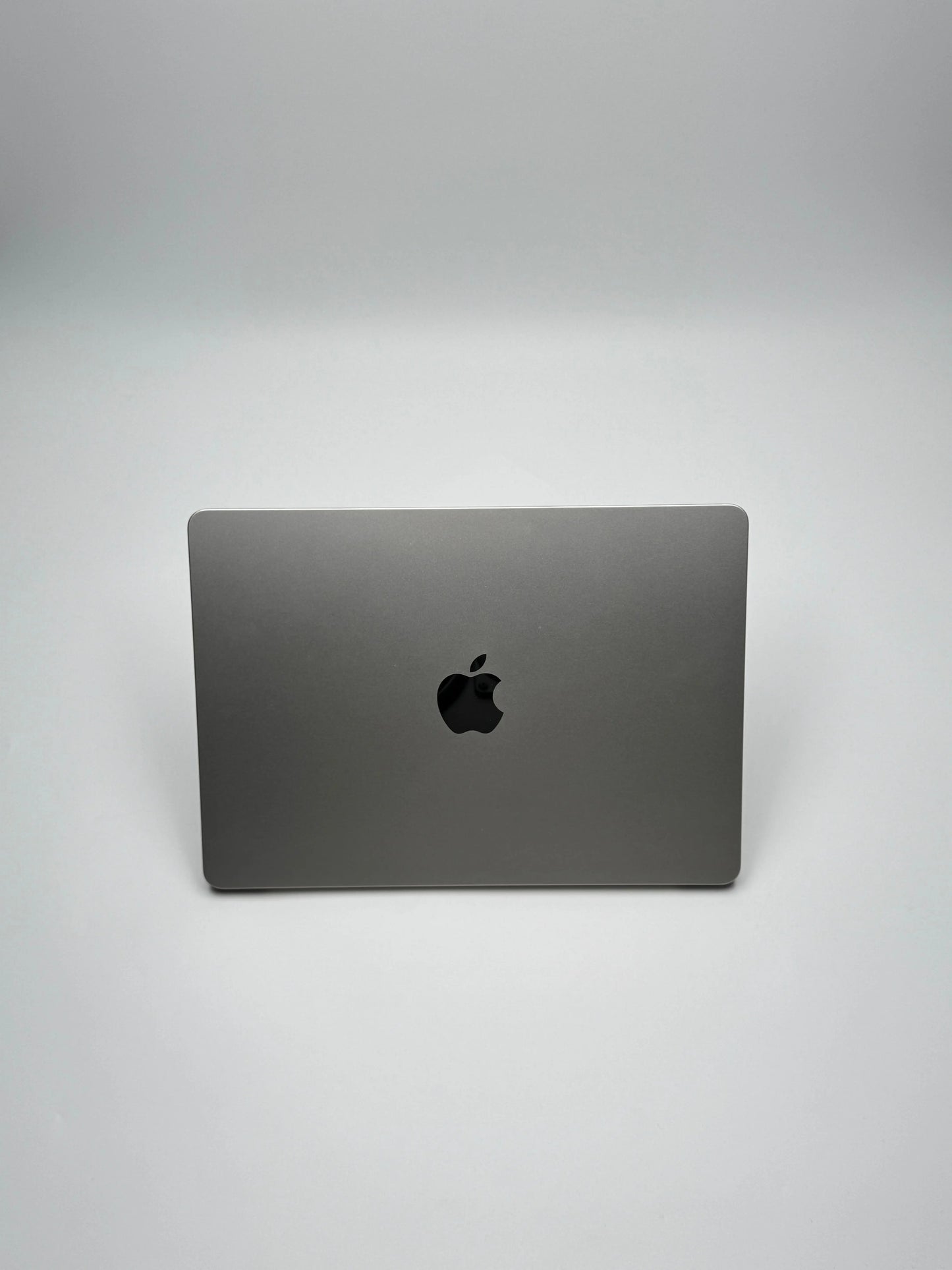 Apple MacBook Air 13,6 Zoll | M2 CPU | 2022 | 512 GB SSD | 8 GB RAM | Polarstern D&S Resell GbR