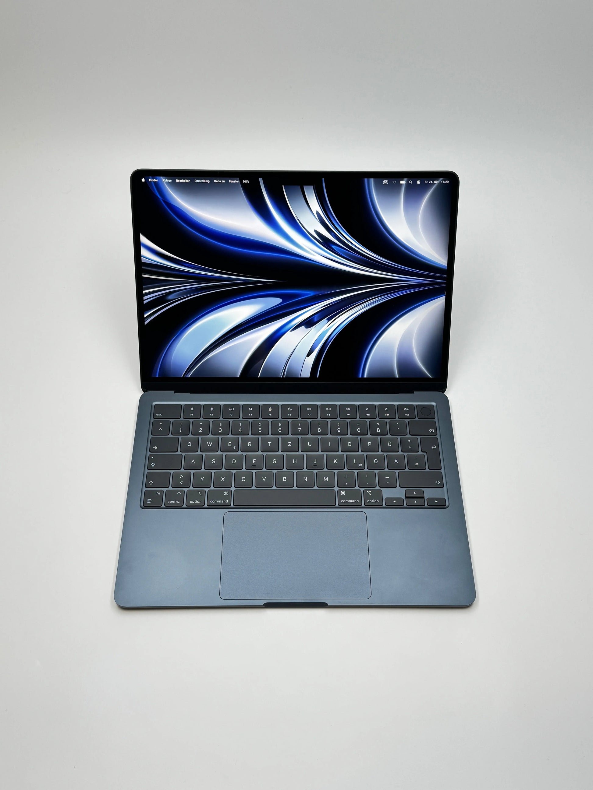 Apple MacBook Air 13,6 Zoll | M2 CPU | 2022 | 512 GB SSD | 8 GB RAM | Midnight D&S Resell GbR