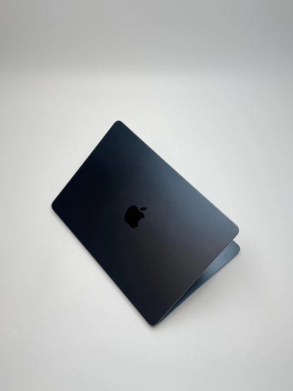 Apple MacBook Air 13,6 Zoll | M2 CPU | 2022 | 512 GB SSD | 8 GB RAM | Midnight D&S Resell GbR