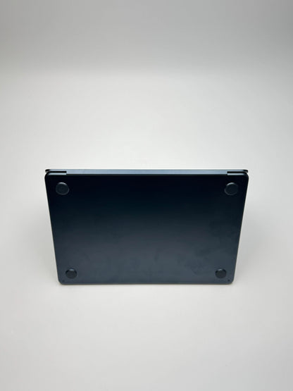 Apple MacBook Air 13,6 Zoll | M2 CPU | 2022 | 512 GB SSD | 8 GB RAM | Midnight D&S Resell GbR