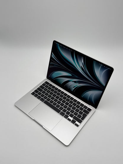 Apple MacBook Air 13,6 Zoll | M2 CPU | 2022 | 256 GB SSD | 8 GB RAM | Silber D&S Resell GbR
