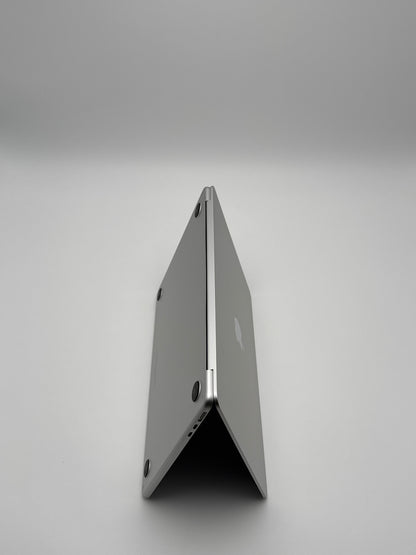 Apple MacBook Air 13,6 Zoll | M2 CPU | 2022 | 256 GB SSD | 8 GB RAM | Silber D&S Resell GbR