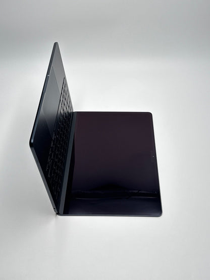 Apple MacBook Air 13,6 Zoll | M2 CPU | 2022 | 256 GB SSD | 8 GB RAM | Midnight